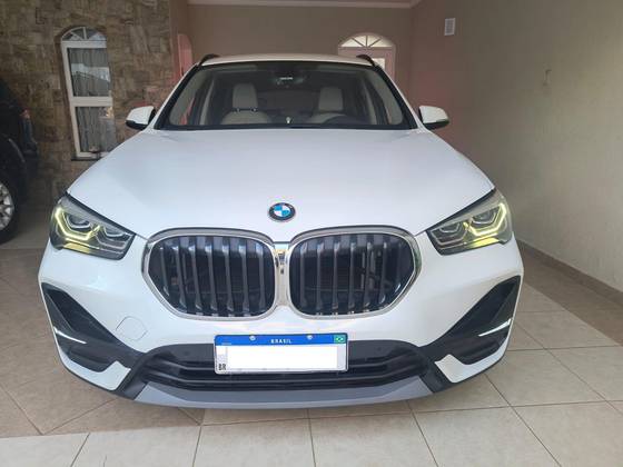 BMW X1 2.0 16V TURBO ACTIVEFLEX SDRIVE20I 4P AUTOMÁTICO BMW X1 2.0 16V TURBO ACTIVEFLEX SDRIVE20I 4P AUTOMÁTICO